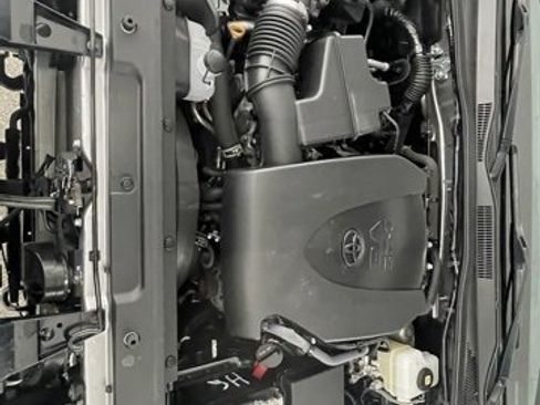 Used 2021 Toyota Tacoma SR image 49