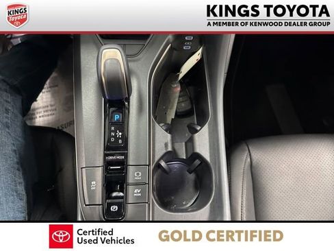 Certified 2023 Toyota Crown XLE image 32