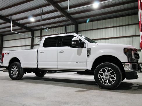 Used 2020 Ford F250 Lariat w/ Lariat Ultimate Package AWD/4WD image 15