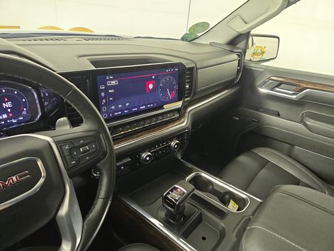 Used 2024 GMC Sierra 1500 Elevation w/ Elevation Premium Package image 24