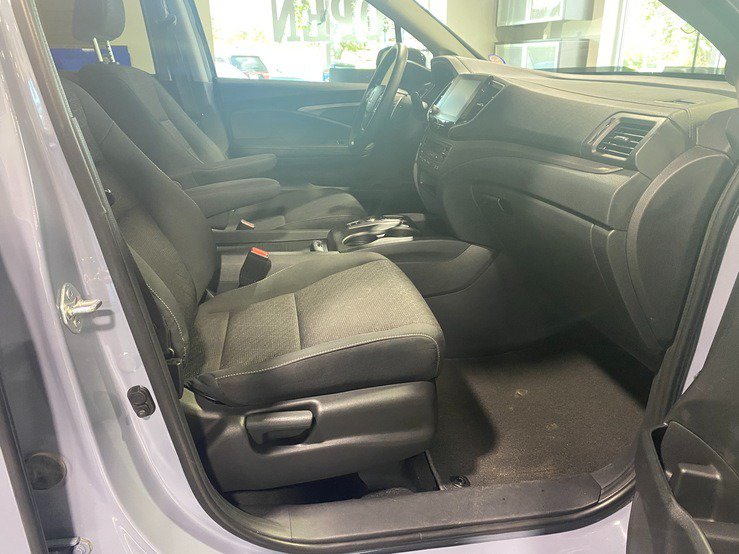 Used 2023 Honda Ridgeline Sport image 18