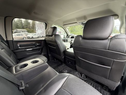 Used 2014 RAM 1500 Laramie w/ Convenience Group image 14