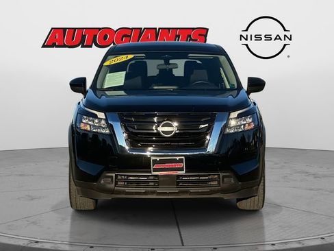 Used 2024 Nissan Pathfinder S image 7