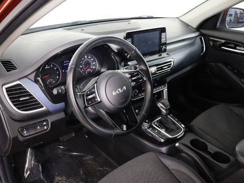 Used 2023 Kia Seltos S AWD/4WD image 24