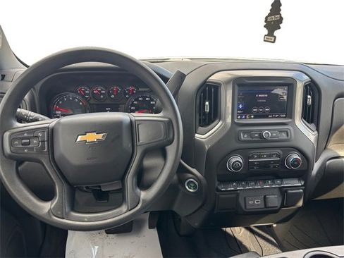 Used 2024 Chevrolet Silverado 1500 Custom image 10