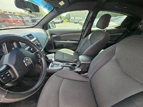 Used 2013 Dodge Avenger SE FWD image 19