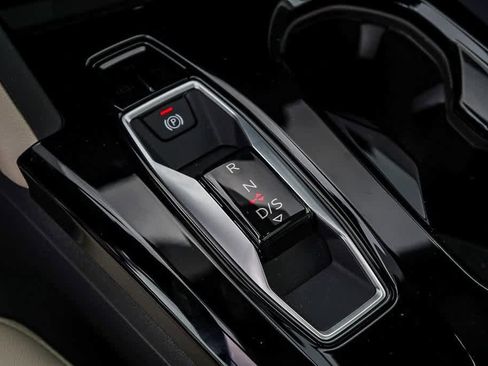 New 2025 Audi Q5 Premium image 22