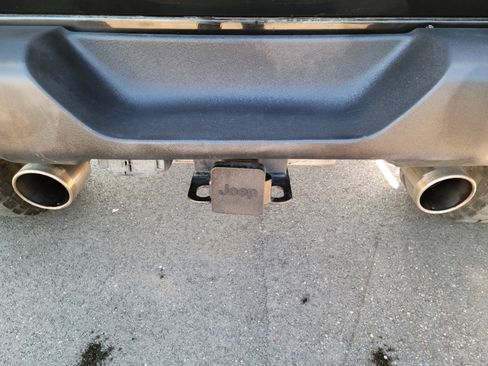 Used 2022 Jeep Wrangler Unlimited Sport image 18