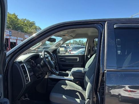 Used 2018 RAM 1500 Outdoorsman image 10