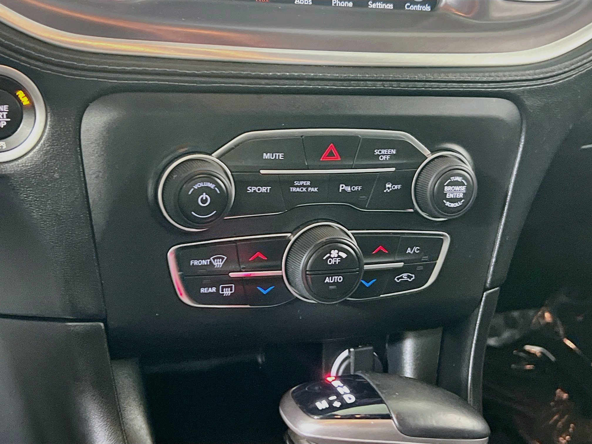 Used 2020 Dodge Charger SXT w/ Plus Group AWD/4WD image 16