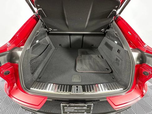 Certified 2026 Porsche Cayenne GTS AWD/4WD image 45