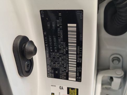 Certified 2025 Toyota Corolla Cross L image 30