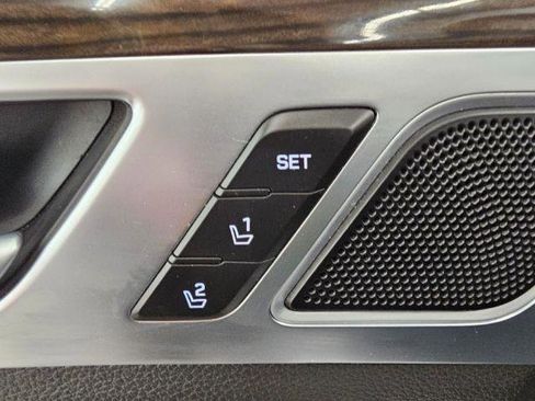 Used 2017 Genesis G80 3.8 w/ Option Group 02 AWD/4WD image 30