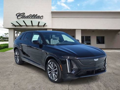New 2026 Cadillac Lyriq Sport RWD image 7