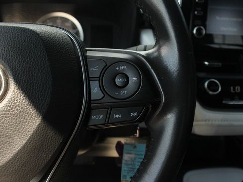 Used 2020 Toyota Corolla SE FWD image 26