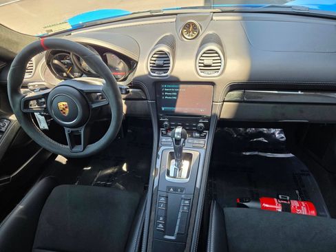 Certified 2023 Porsche 718 Cayman GT4 RWD image 13