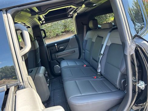 Used 2025 GMC Hummer EV 3X AWD/4WD image 49
