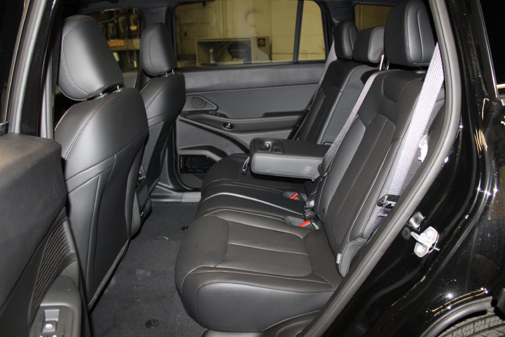 New 2026 Jeep Cherokee Limited AWD/4WD image 29