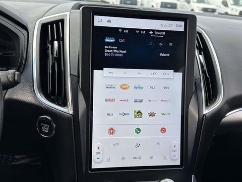 Used 2022 Ford Edge ST image 18