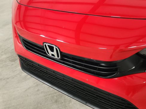 Used 2023 Honda Civic Sport image 9