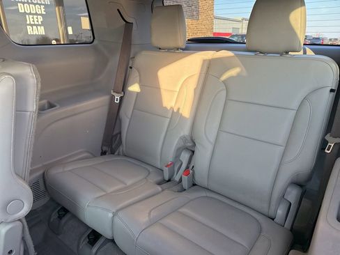 Used 2019 GMC Acadia SLT image 46