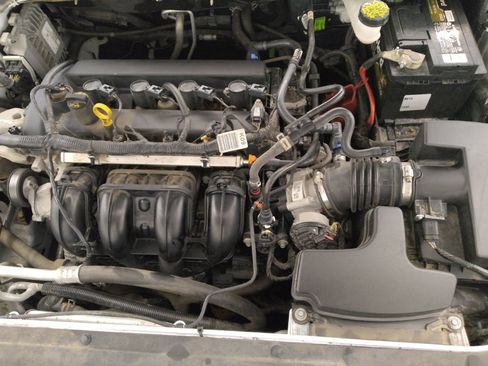 Used 2019 Ford Fusion SE FWD image 30