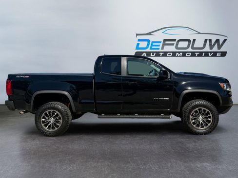 Used 2022 Chevrolet Colorado ZR2 AWD/4WD image 2