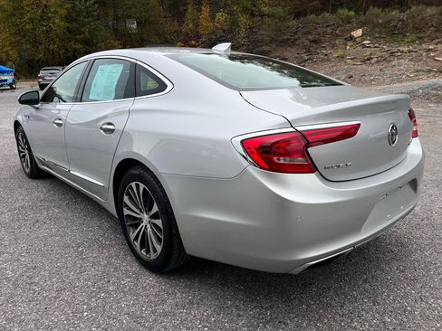 Used 2017 Buick LaCrosse Essence image 5