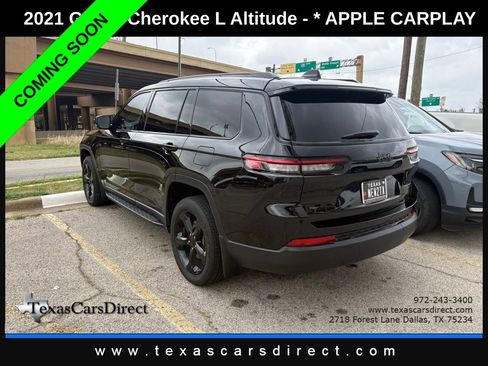 Used 2021 Jeep Grand Cherokee L Laredo image 3
