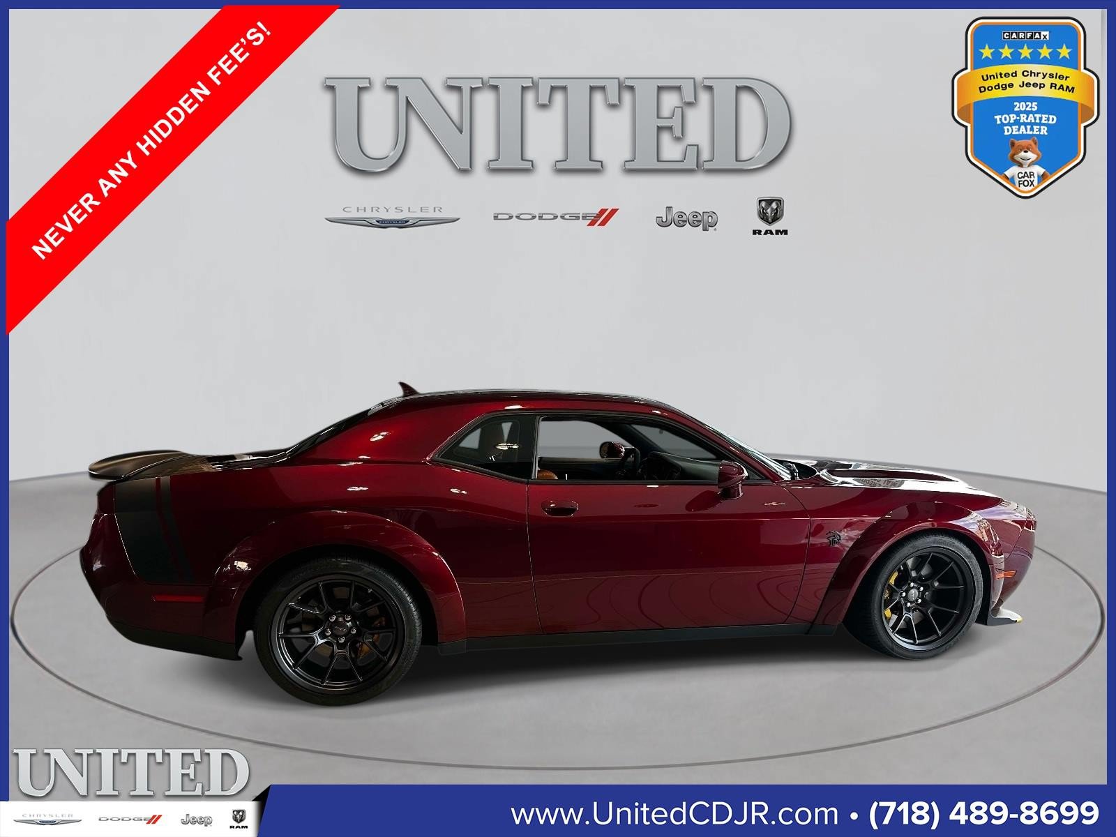 Used 2023 Dodge Challenger SRT Hellcat RWD image 2