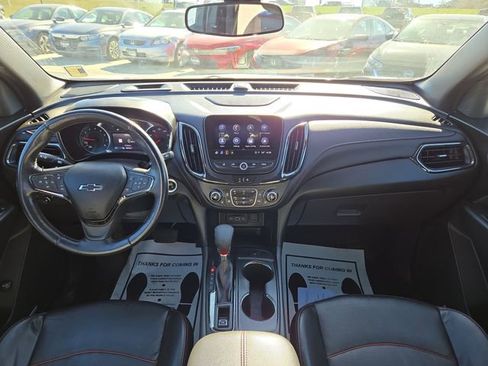 Used 2022 Chevrolet Equinox RS w/ RS Leather Package AWD/4WD image 4