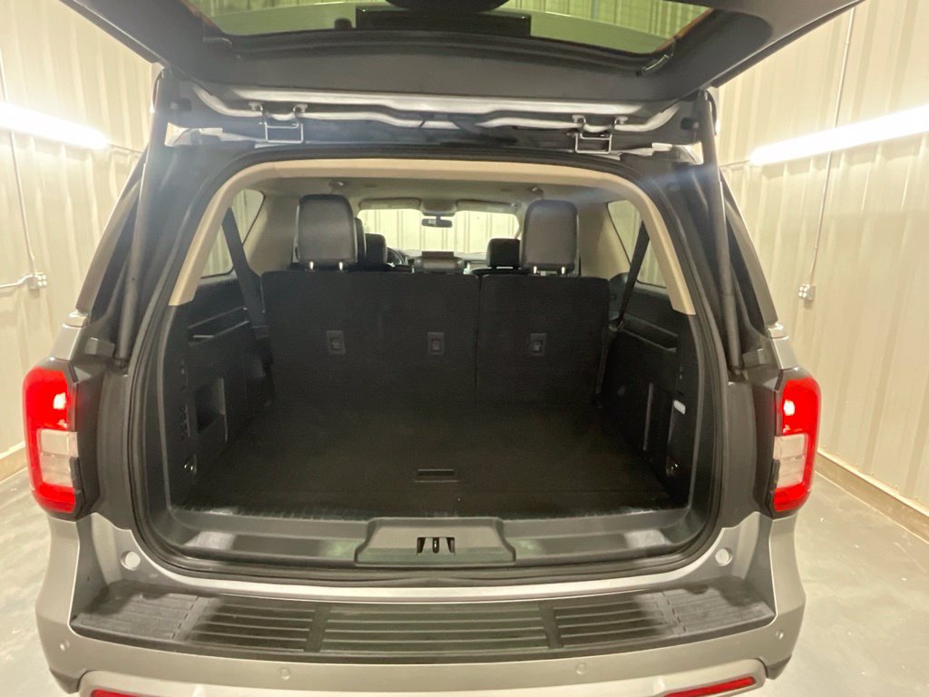 Used 2024 Ford Expedition Max XLT AWD/4WD image 27