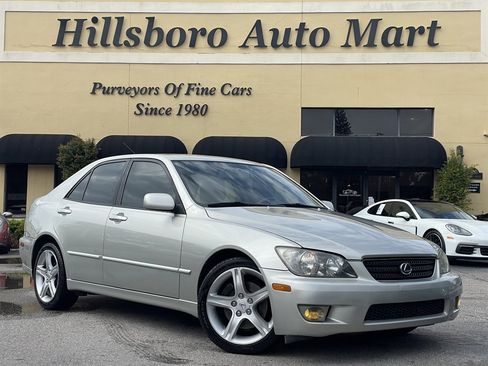 Used 2004 Lexus IS 300 image 1