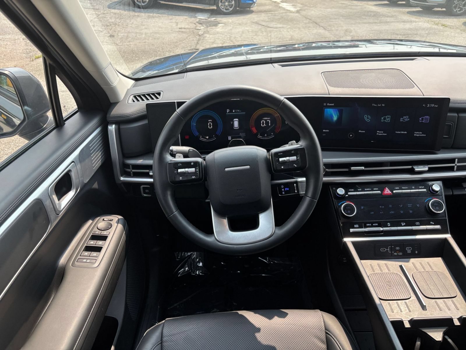 Used 2026 Hyundai Santa Fe SEL FWD image 28