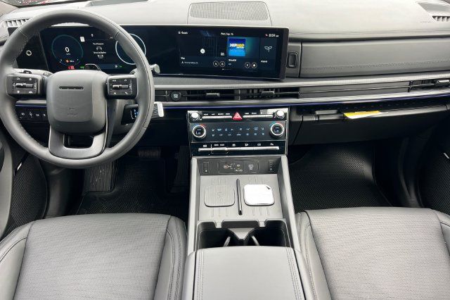 New 2026 Hyundai Santa Fe Calligraphy AWD/4WD image 12