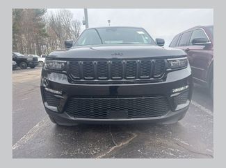 Used 2024 Jeep Grand Cherokee Limited w/ Black Appearance Package AWD/4WD 360° Tour