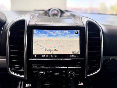 Used 2012 Porsche Cayenne Turbo AWD/4WD image 13