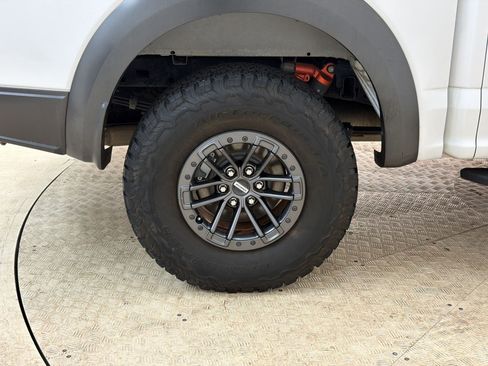 Used 2020 Ford F150 Raptor w/ Equipment Group 802A Luxury AWD/4WD image 12