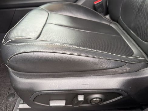 Used 2023 Jeep Grand Cherokee L Limited w/ Luxury Tech Group II image 26