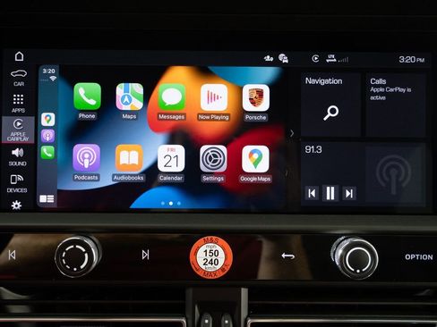 Certified 2026 Porsche Macan AWD/4WD image 16