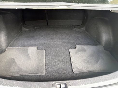 Used 2023 Toyota Corolla LE FWD image 32