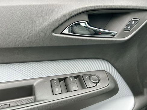 New 2027 Chevrolet Bolt LT w/ Comfort Package FWD image 21