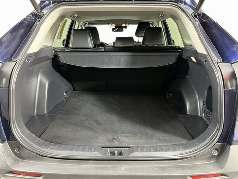 Used 2019 Toyota RAV4 Limited w/ Cold Weather Package FWD image 10