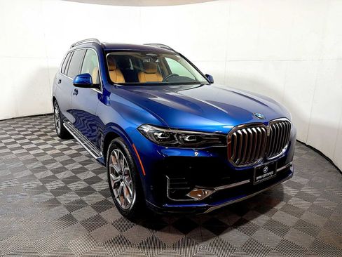 Certified 2022 BMW X7 xDrive40i w/ Premium Package image 2