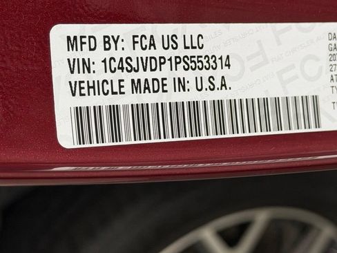 Used 2023 Jeep Wagoneer Series III w/ Preferred Equipment Group AWD/4WD image 35