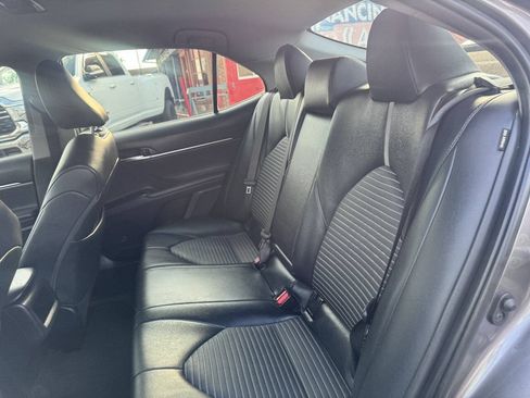 Used 2019 Toyota Camry SE FWD image 15