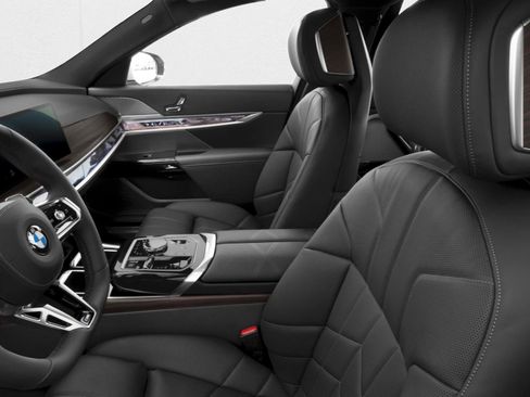 New 2026 BMW 760i xDrive AWD/4WD image 6