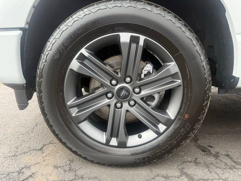 Used 2023 Ford F150 Lariat AWD/4WD image 9