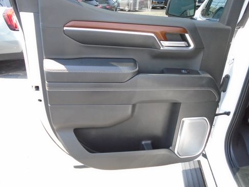 Used 2023 GMC Sierra 1500 Denali w/ Denali Reserve Package AWD/4WD image 47
