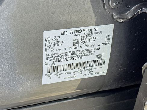 Used 2024 Ford Explorer XLT w/ Equipment Group 202A image 12